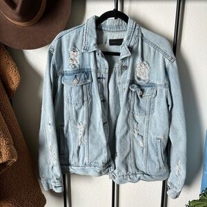 Kendall & Kylie light wash distressed oversized baggy vintage denim jean jacket